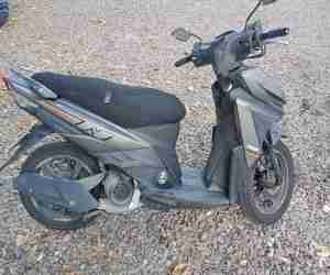 Yamaha Neo 125 UBS 2018 em leilão