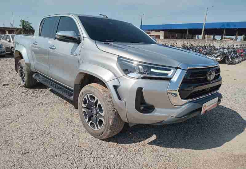 TOYOTA/Hilux CD SRX/SRX Plus 2.8 D-4D Turbo — foto do lote