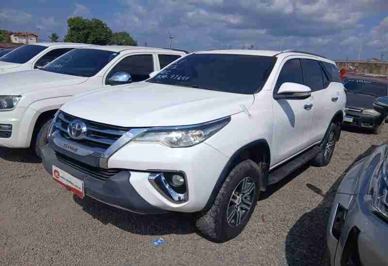 TOYOTA/Hilux SW4 SR 2.7 16V VVT-i — foto do lote