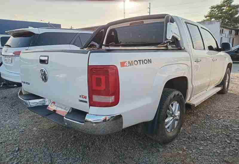 VW/Amarok SE 4Motion 2.0 TDI BiTurbo — foto do lote