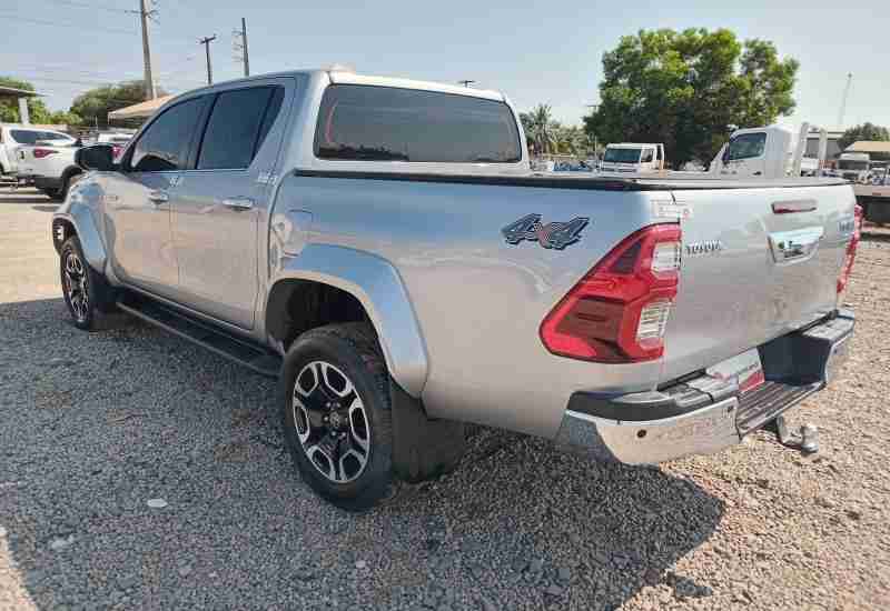 TOYOTA/Hilux CD SRX/SRX Plus 2.8 D-4D Turbo — foto do lote